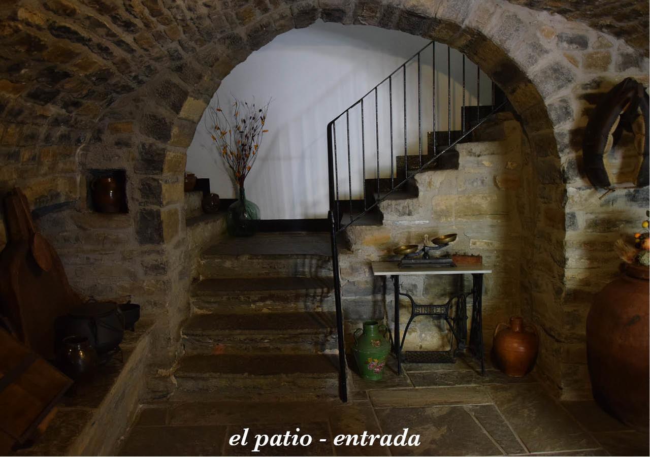 Casa Dueso Hotell El Pueyo de Araguás Exteriör bild