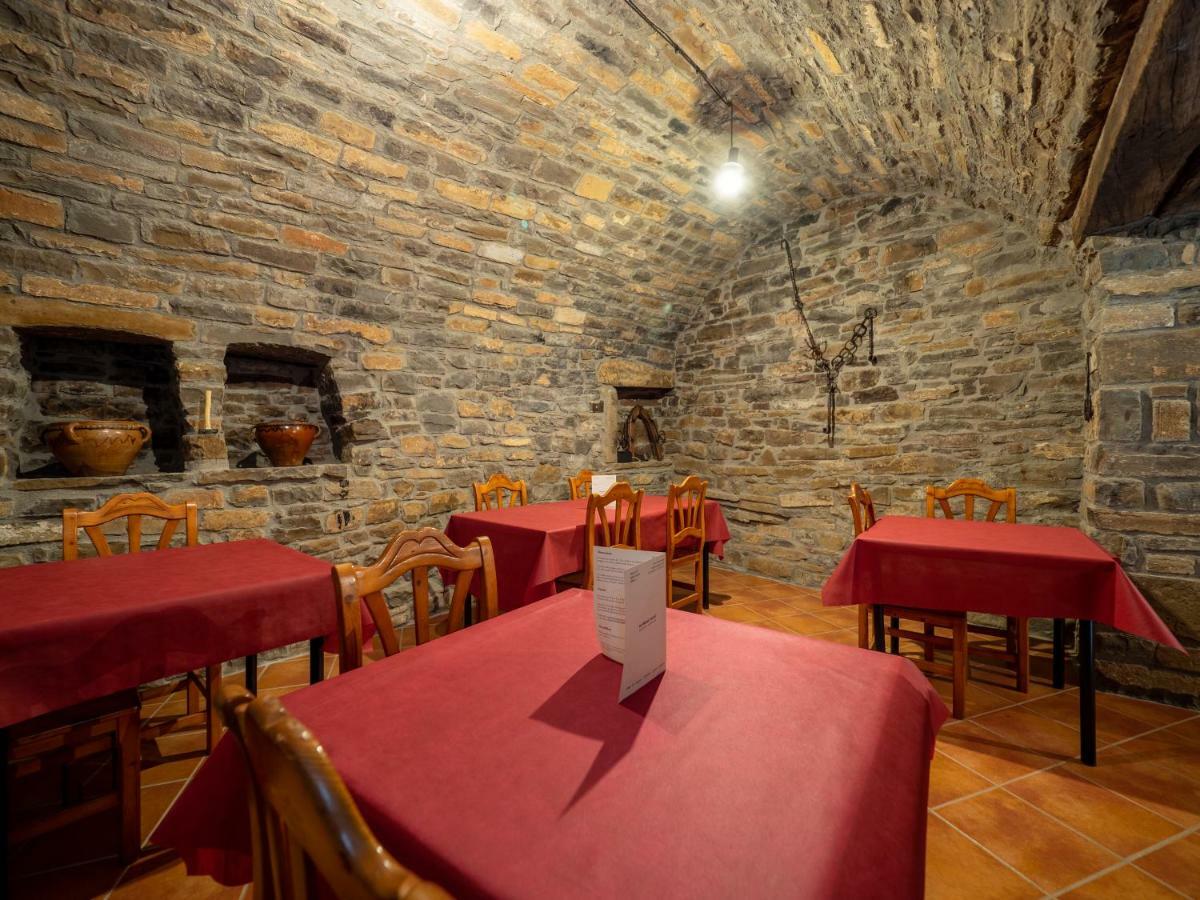 Casa Dueso Hotell El Pueyo de Araguás Exteriör bild